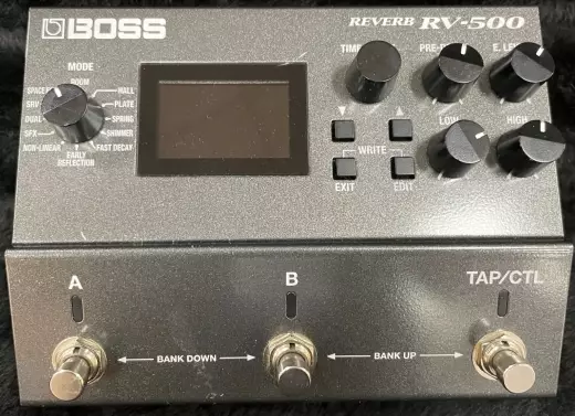 BOSS - RV-500 Digital Reverb Pedal